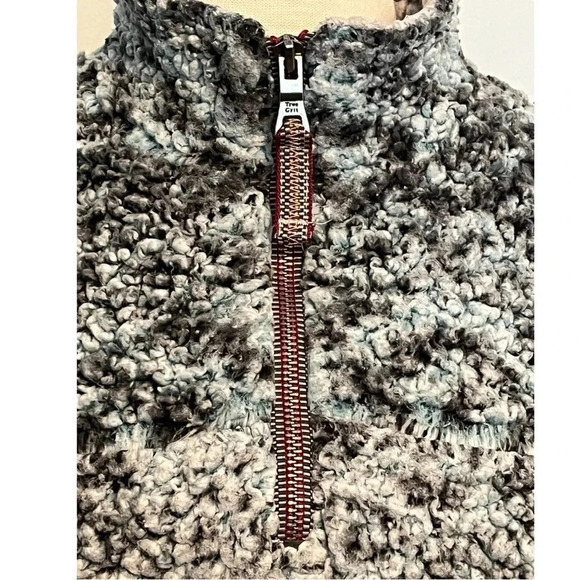 TRUE GRIT SHERPA PULLOVER 1/4 ZIP FROSTY TIP‎ AZTEC PATTERN SUPER SOFT SIZE MED - Picture 3 of 10